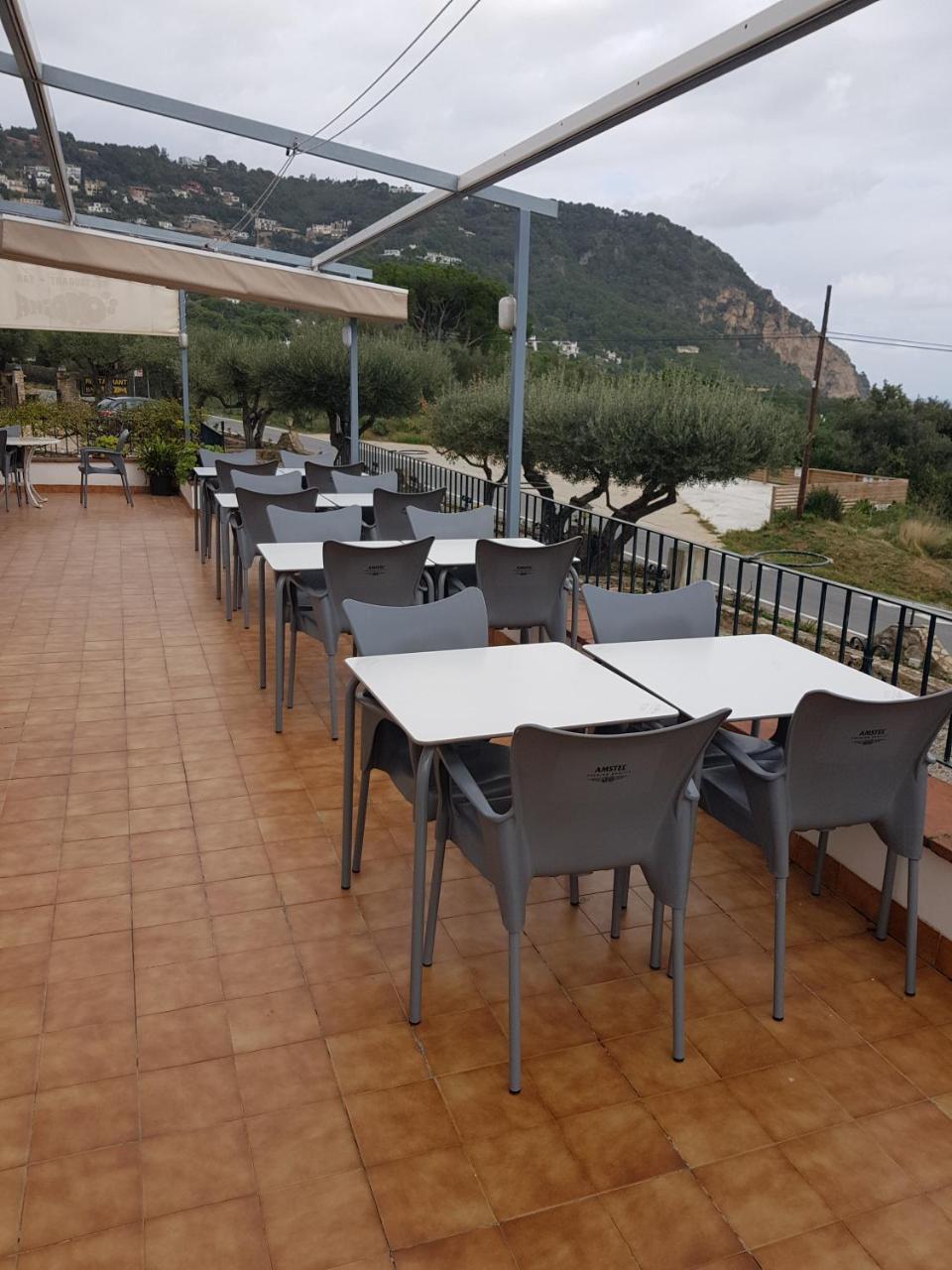 Hostal Ondina Бегур Екстериор снимка